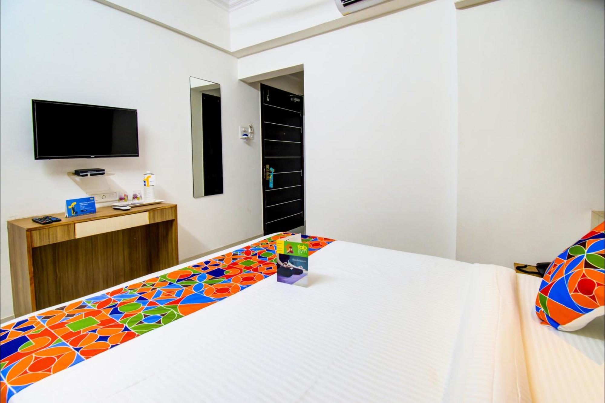 Fabexpress Marvel Bliss - Nr Trump Towers Pune Exterior photo